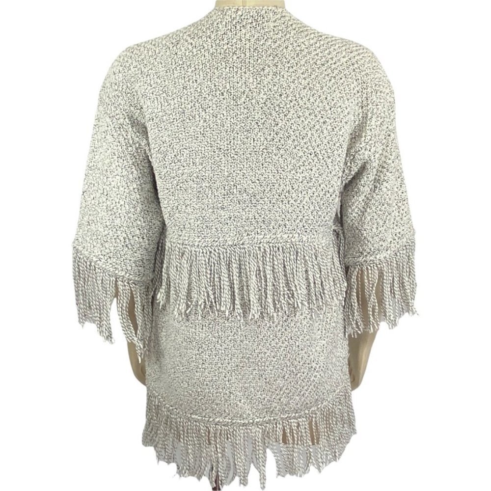 Cupcakes and Cashmere Calypso fringed sweater - Picture 6 of 9